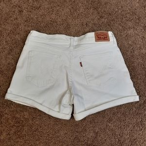 Levi's jean shorts ☀️